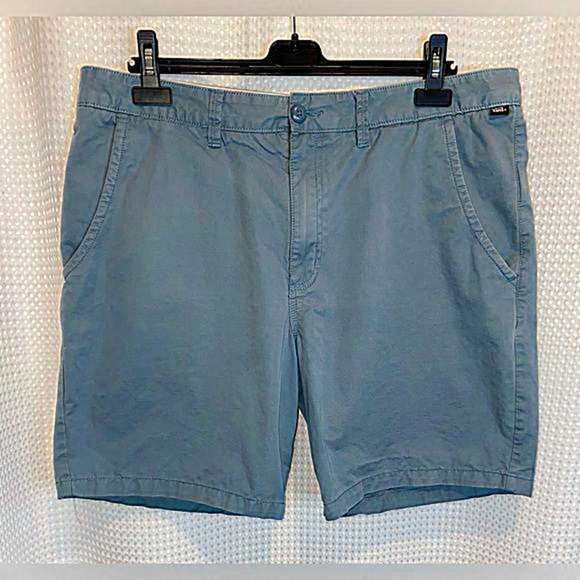 2/40$ Men’s VANS 100% cotton flat front dusty blue shorts size 38 - Picture 1 of 9